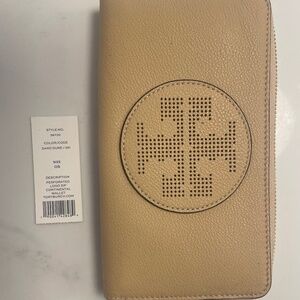 Tory Burch wallet